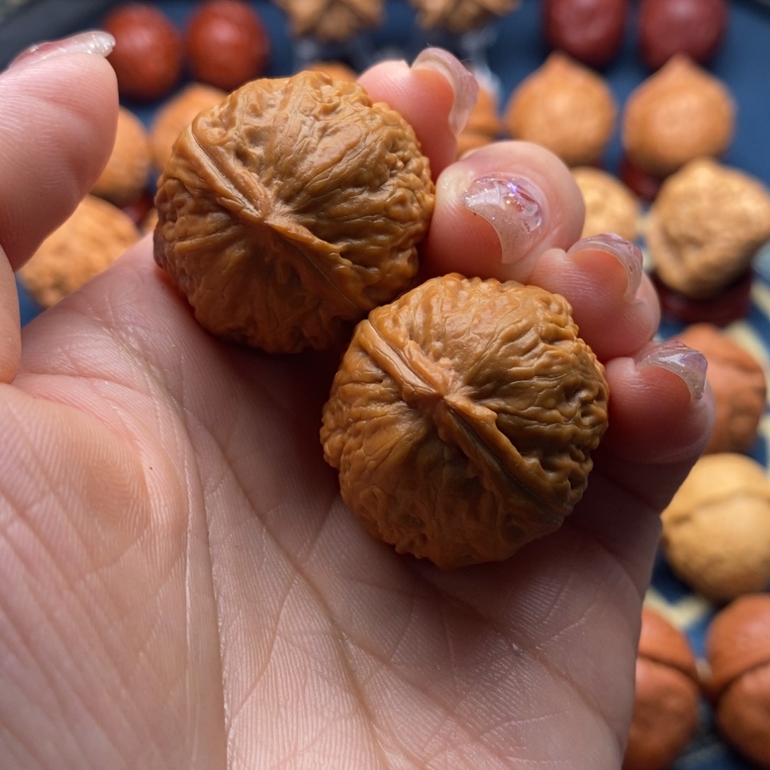 文玩核桃把件精品小手捻