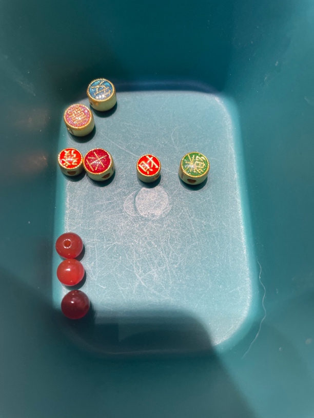                足金a6    加 玛 瑙