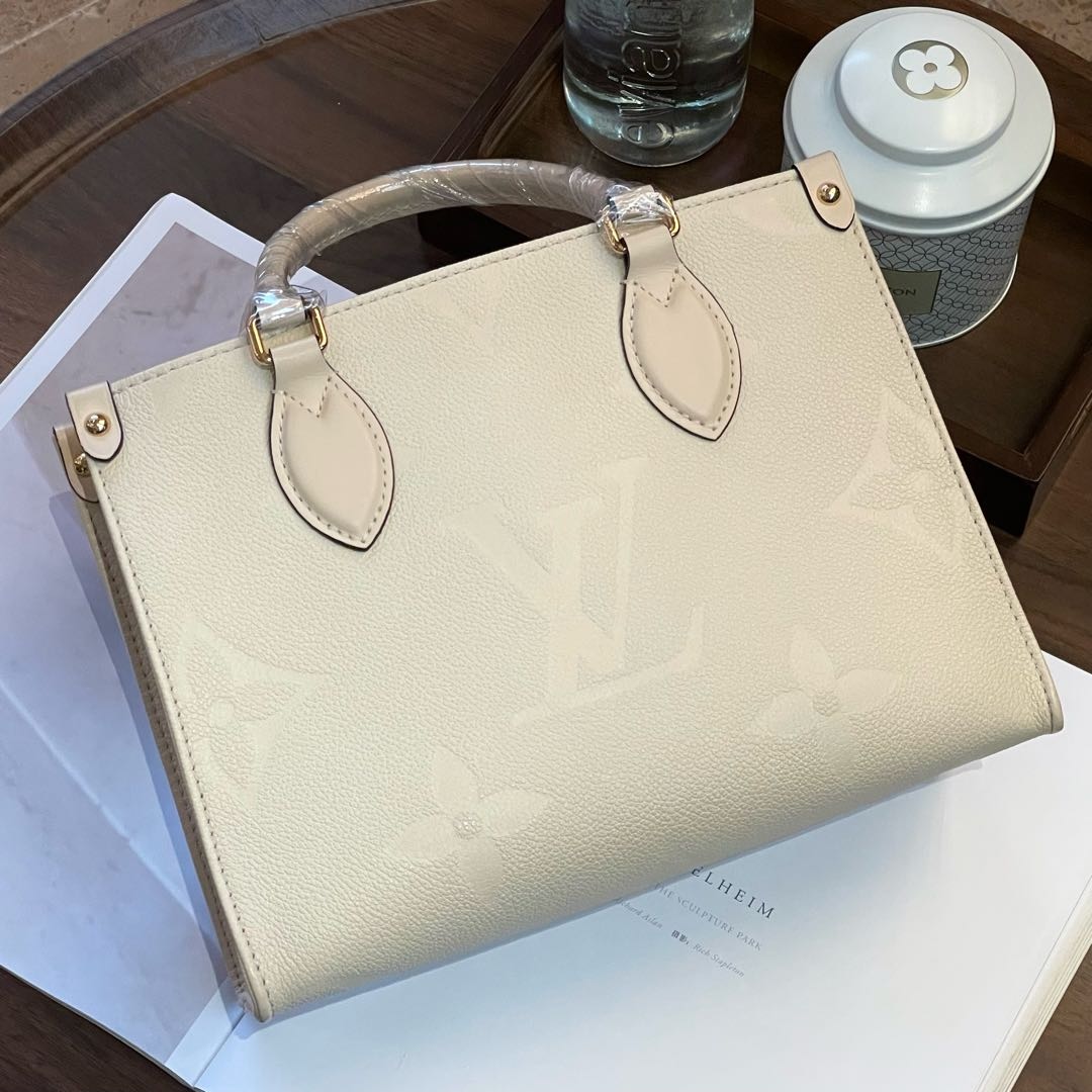 99新 LouisVuitton/路易威登 onthego 奶油白 小号  98679833