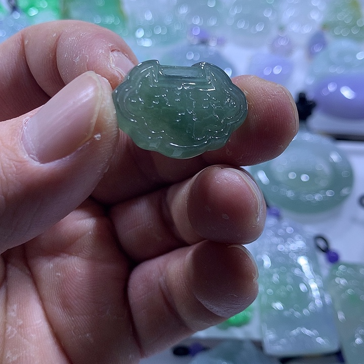 翡翠未镶嵌项链天然翡翠A货吊坠