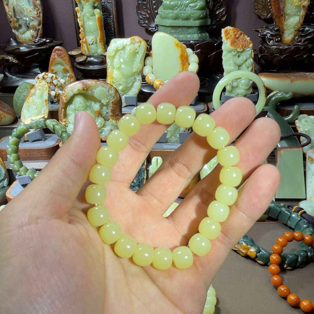 透闪石质玉手串 9✖️10 黄未镶嵌