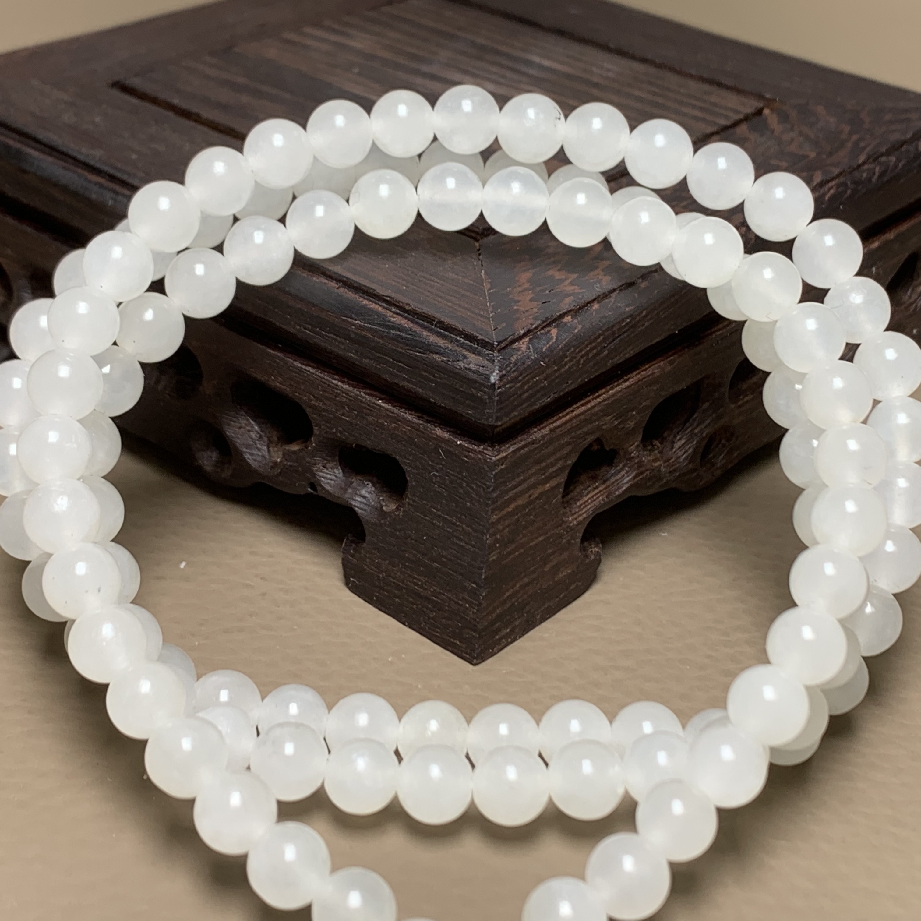 D580海川拍卖和田玉手串