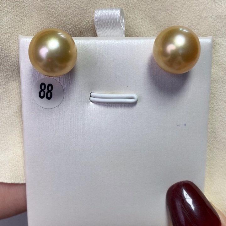 海水珍珠耳钉18K金镶嵌笑*个
