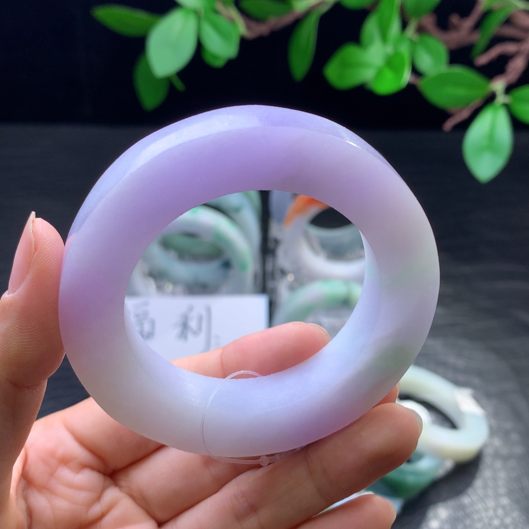 未镶嵌手镯定制翡翠