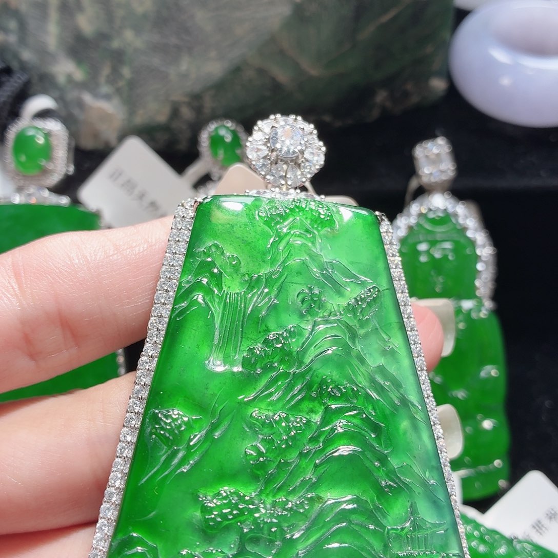 翡翠银S925镶嵌颈饰11