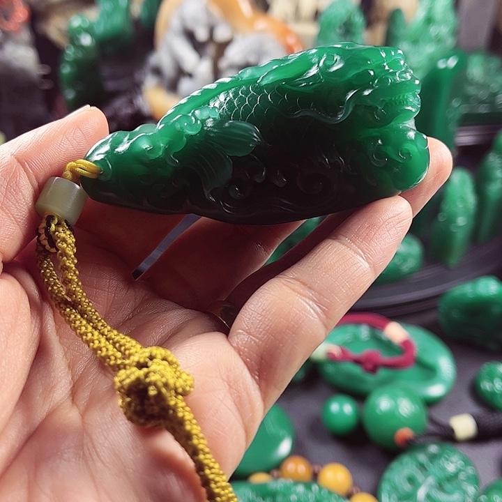 四川石龘*蜂雅安绿名贵石材