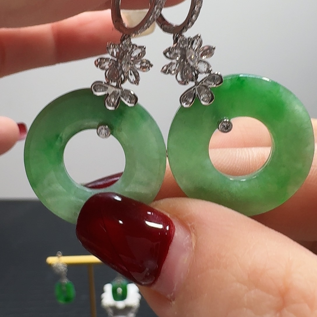 翡翠耳饰18K金镶嵌耳饰