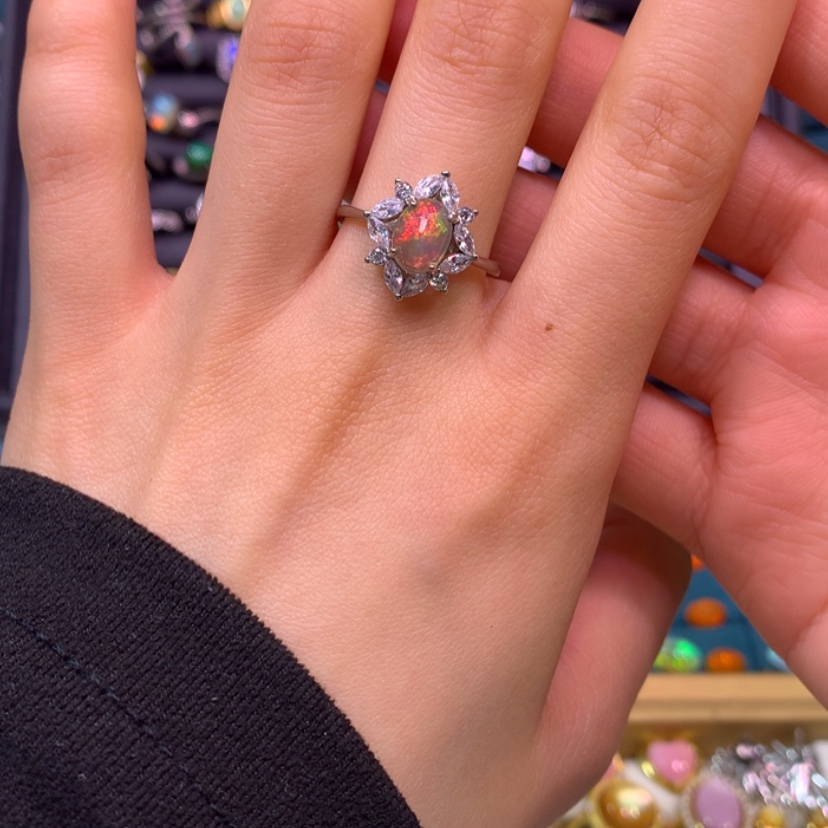 【闪购商品】欧泊戒指款式银S925镶嵌