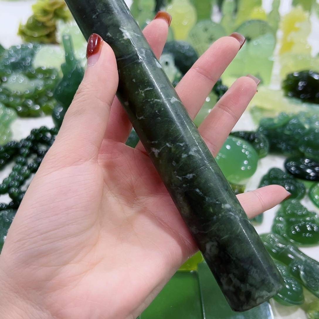 蛇纹石玉未镶嵌擀面杖