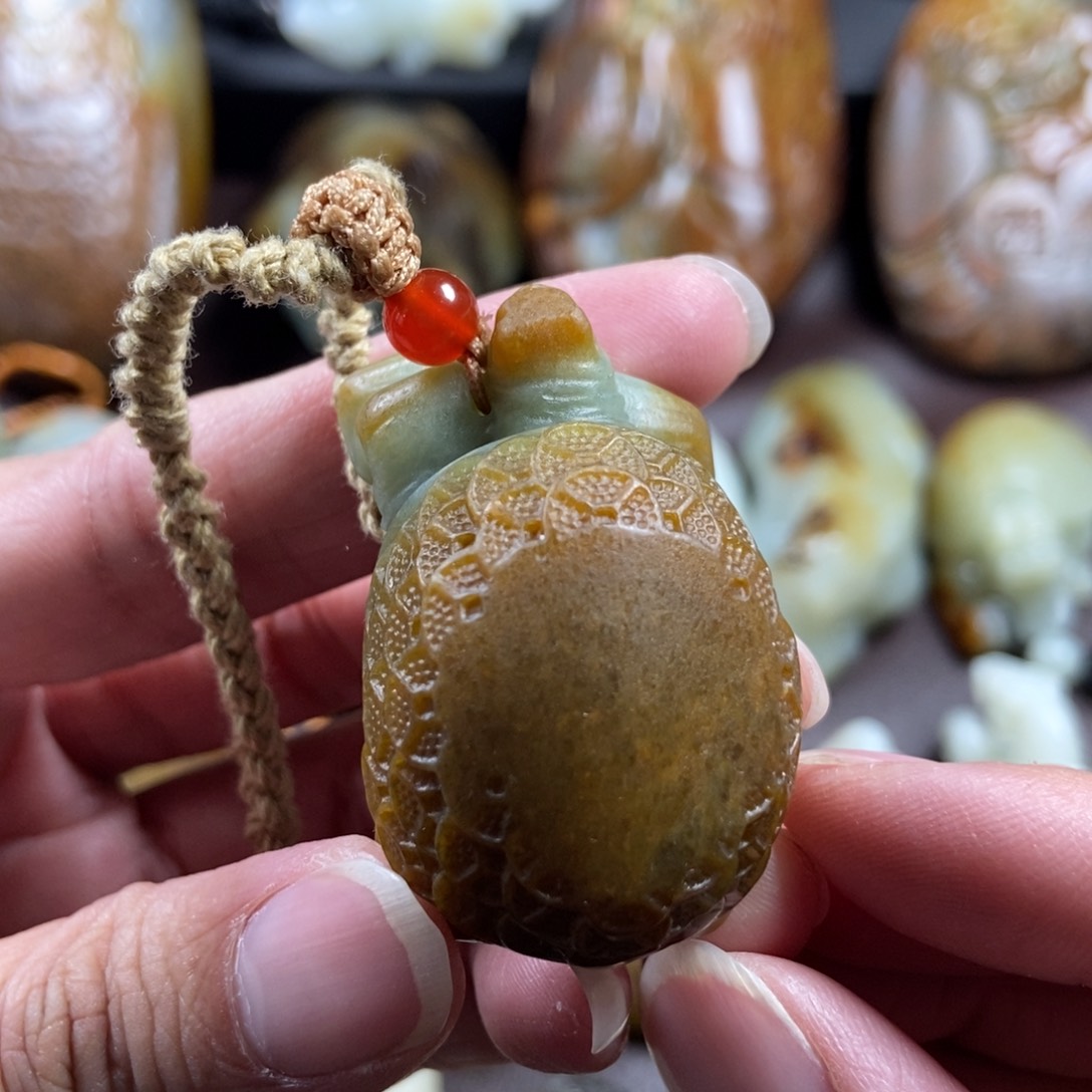 和田玉挂件未镶嵌