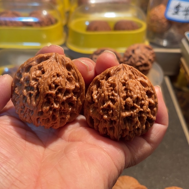 文玩核桃把件全品南疆石43