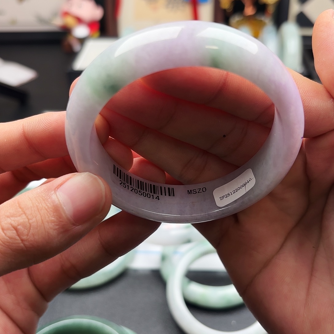 翡翠未镶嵌手镯5758 x7 102