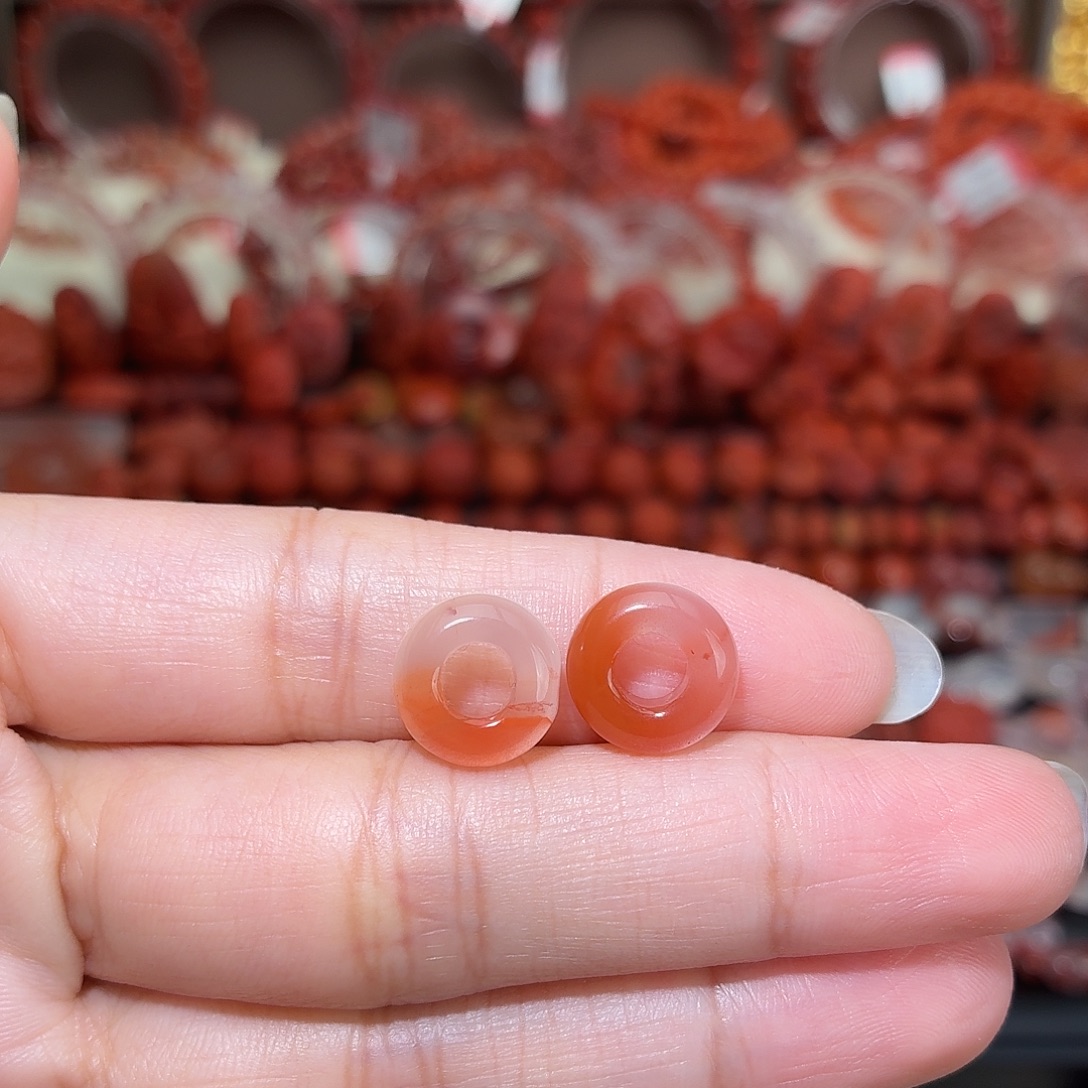 南红玛瑙未镶嵌颈饰甜甜圈12+