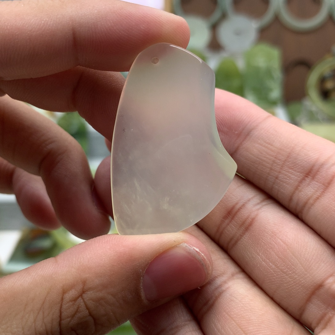 岫玉未镶嵌吊坠(不含链)