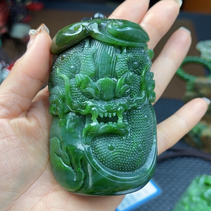 【闪购商品】和田玉（碧玉）颈饰未镶嵌