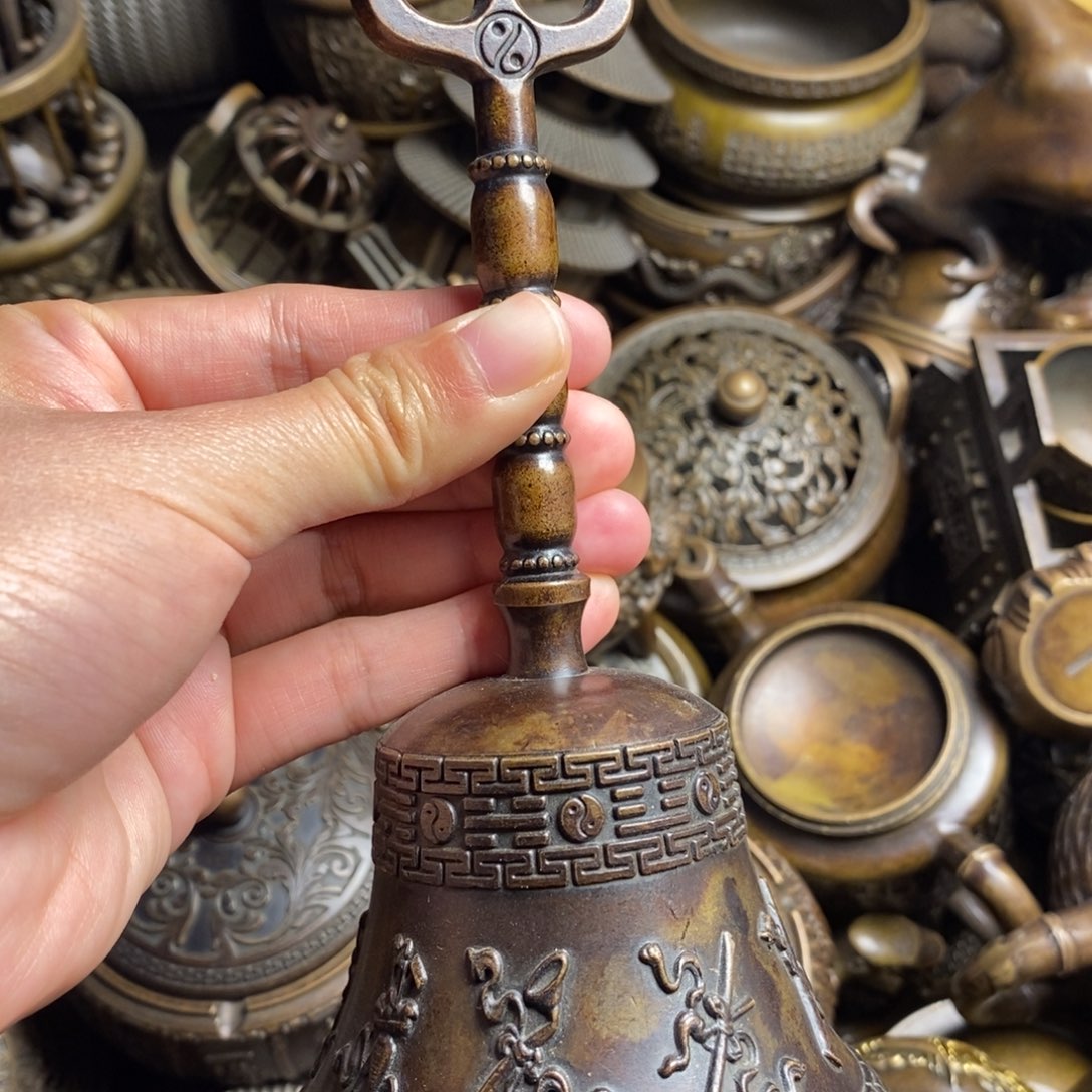 精美铜器做工精良