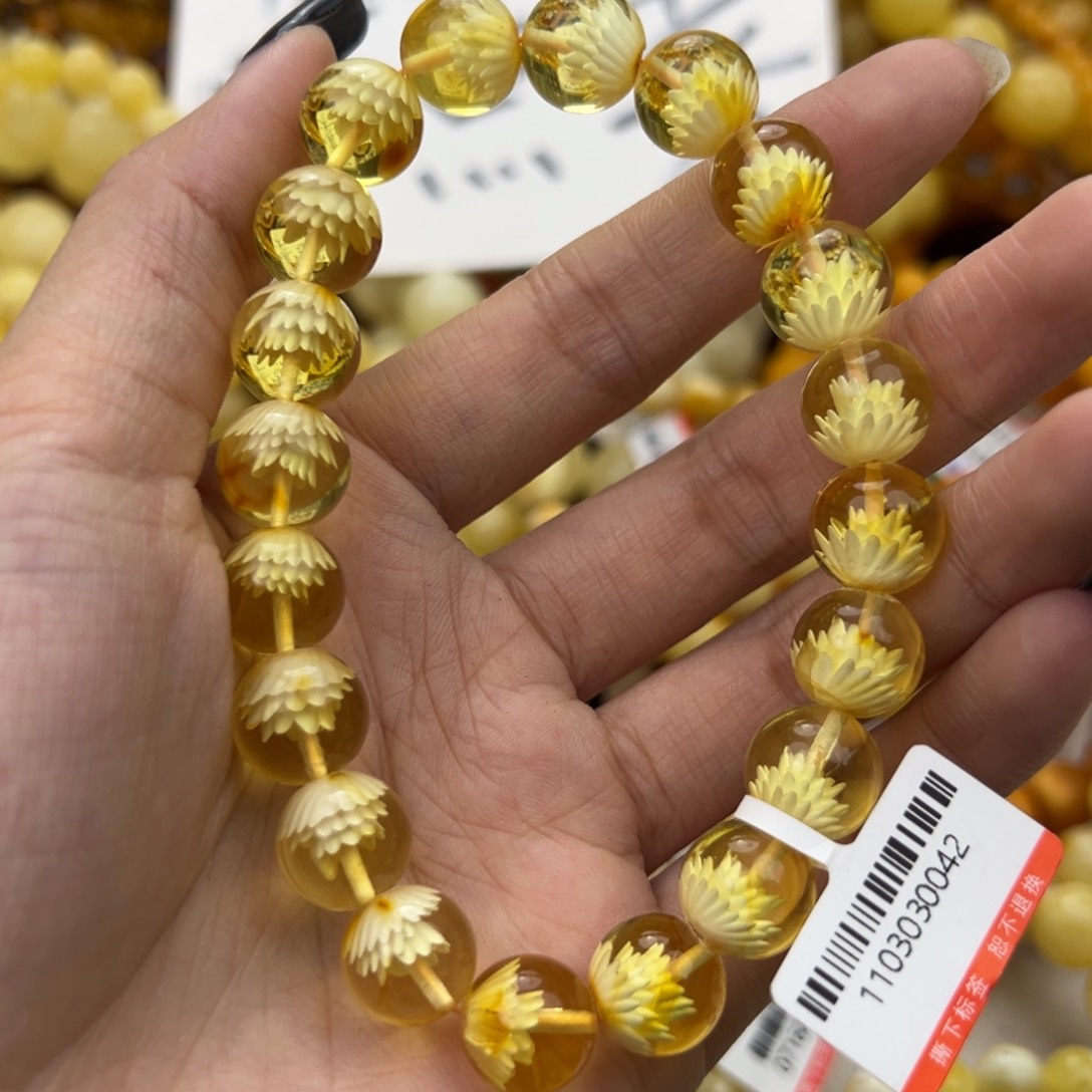 琥珀珠宝奇石未镶嵌