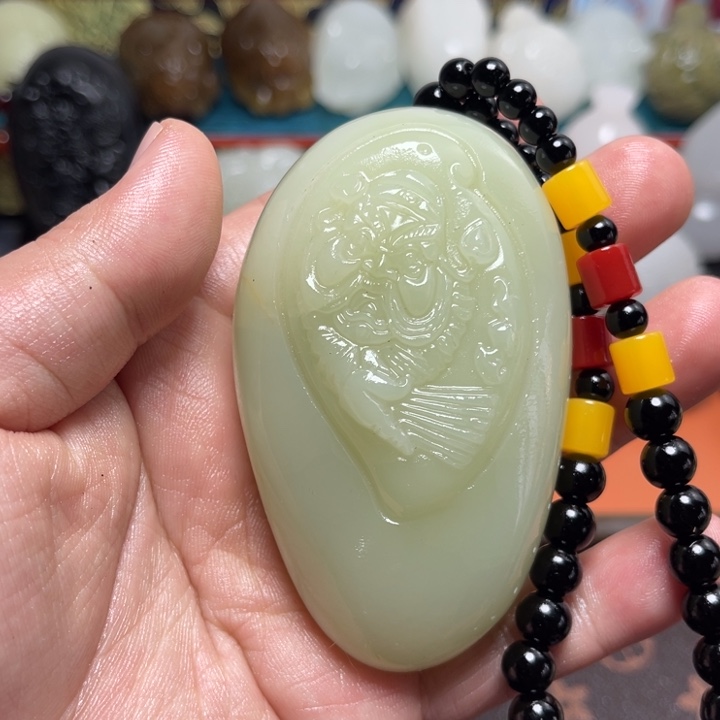 石材天然方解石手把件不退换