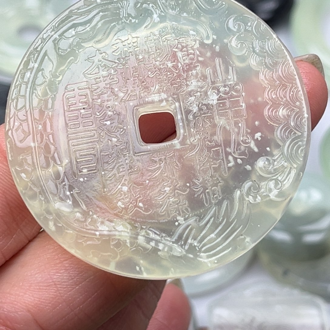玄***辰蛇纹石玉未镶嵌其他挂件
