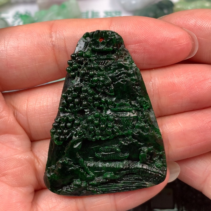 定制翡翠未镶嵌翡翠