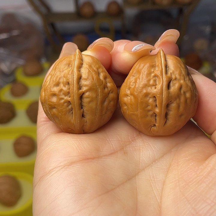 吊坠文玩核桃水晶蛙