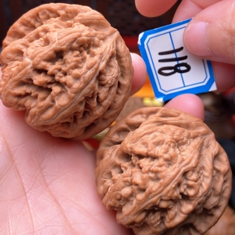 文玩核桃吊坠粗筋48