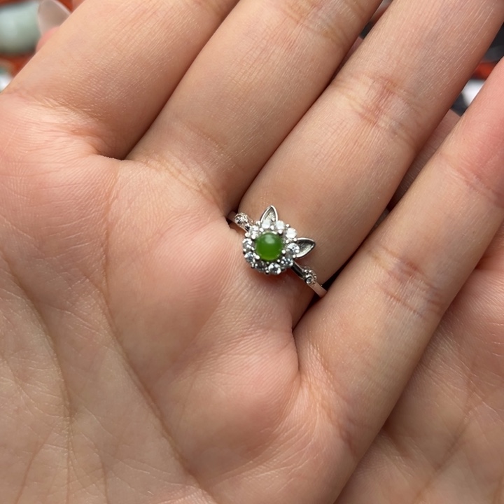 和田玉银S925镶嵌戒指猫咪戒指