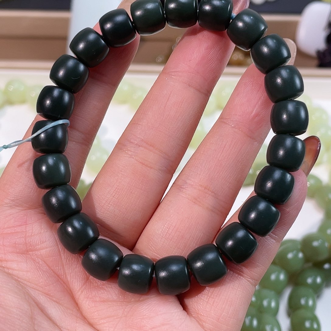 和田玉手链未镶嵌10