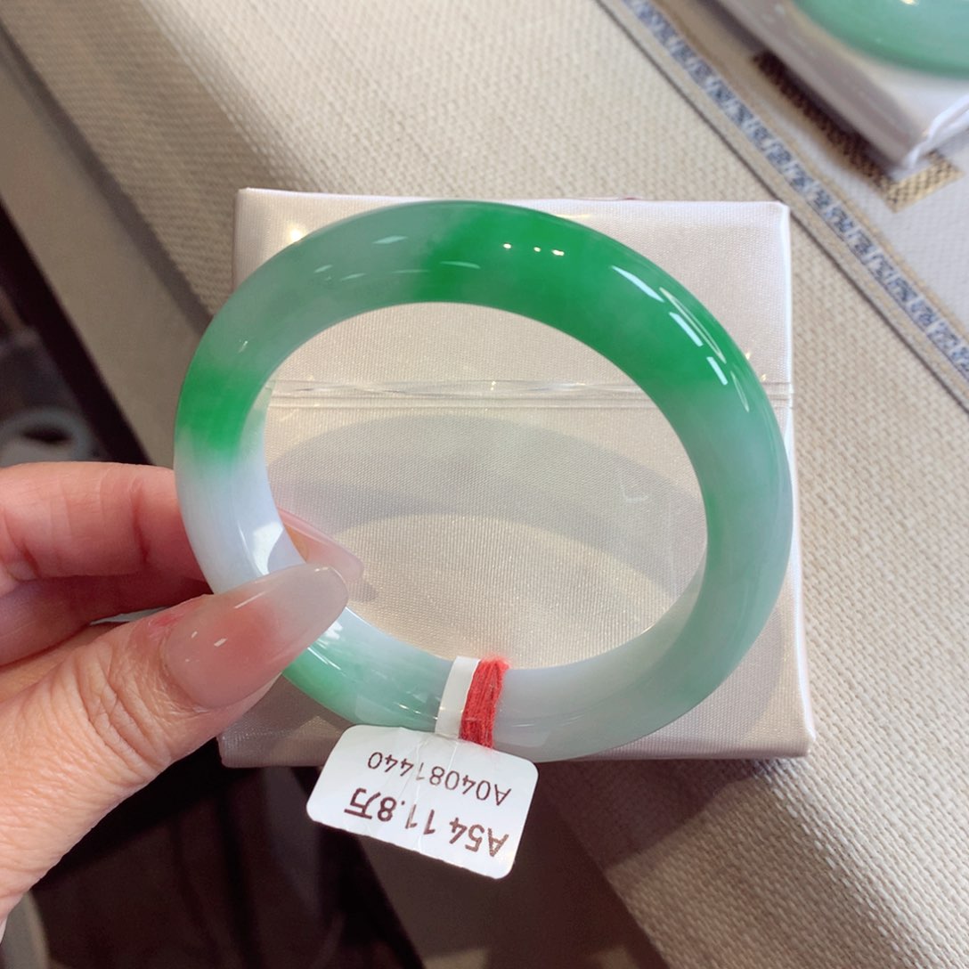 翡翠手镯未镶嵌正圈54.5（24号）89