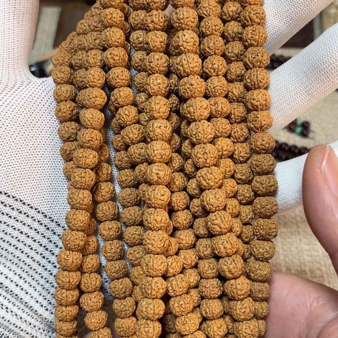 15 号链接高端手串车里拍！