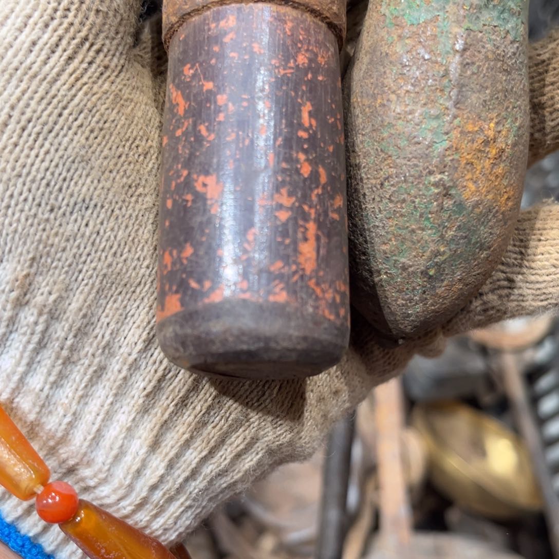 石***手一物一图，工艺品。