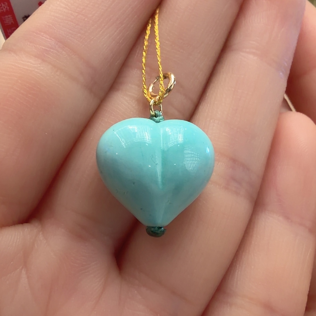 绿松石未镶嵌颈饰