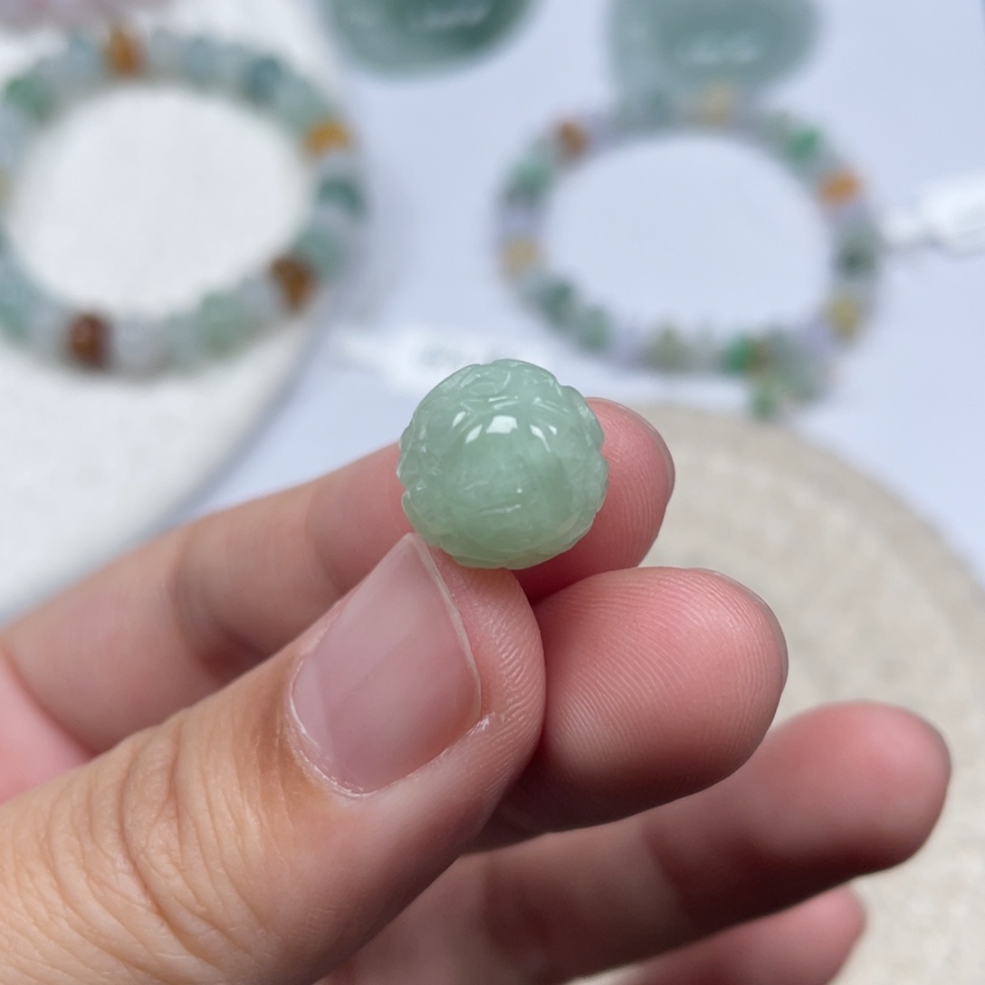 翡翠未镶嵌颈饰天然A货缅甸翡翠