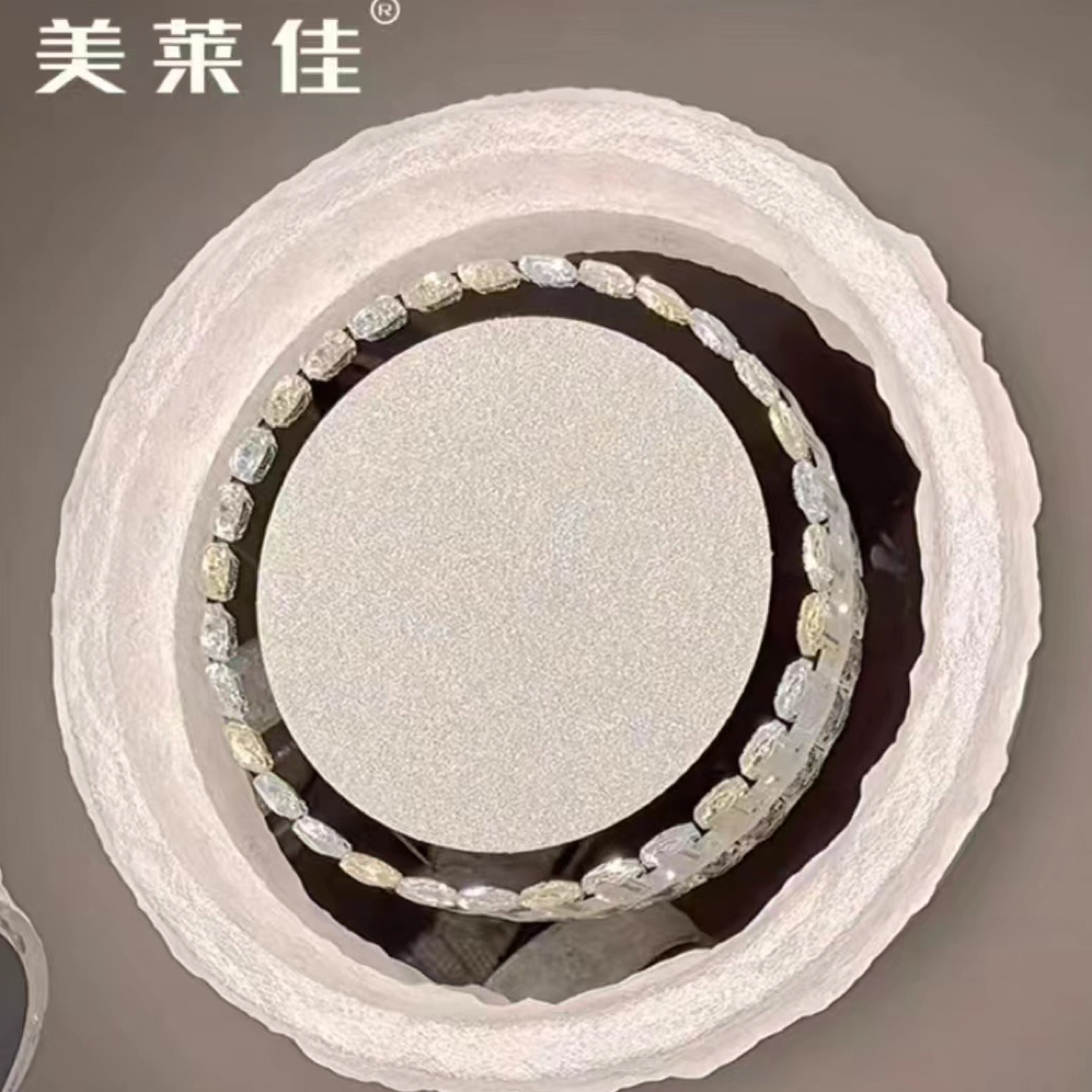 新款雪山水晶卧室吸顶灯