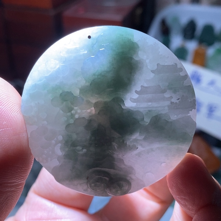 翡翠颈饰未镶嵌好