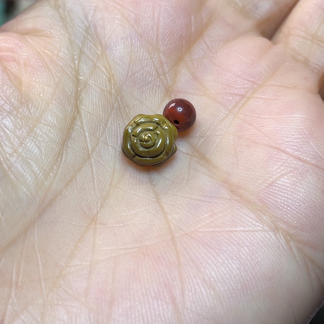 南红玛瑙未镶嵌配饰