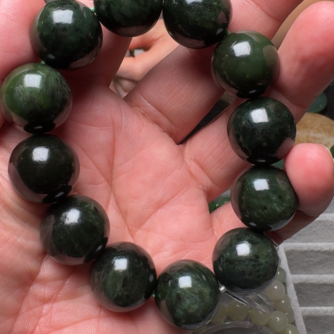 和田玉手链未镶嵌