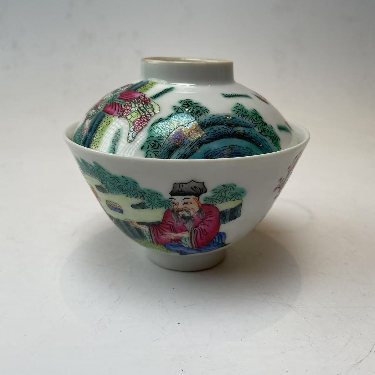 粉彩人物盖碗BY05X0209