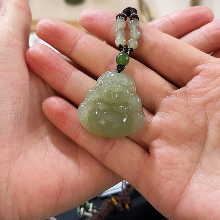 无***辈和田玉未镶嵌颈饰