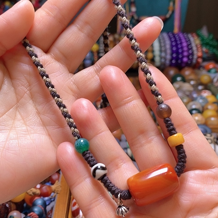 玛瑙/玉髓颈饰未镶嵌