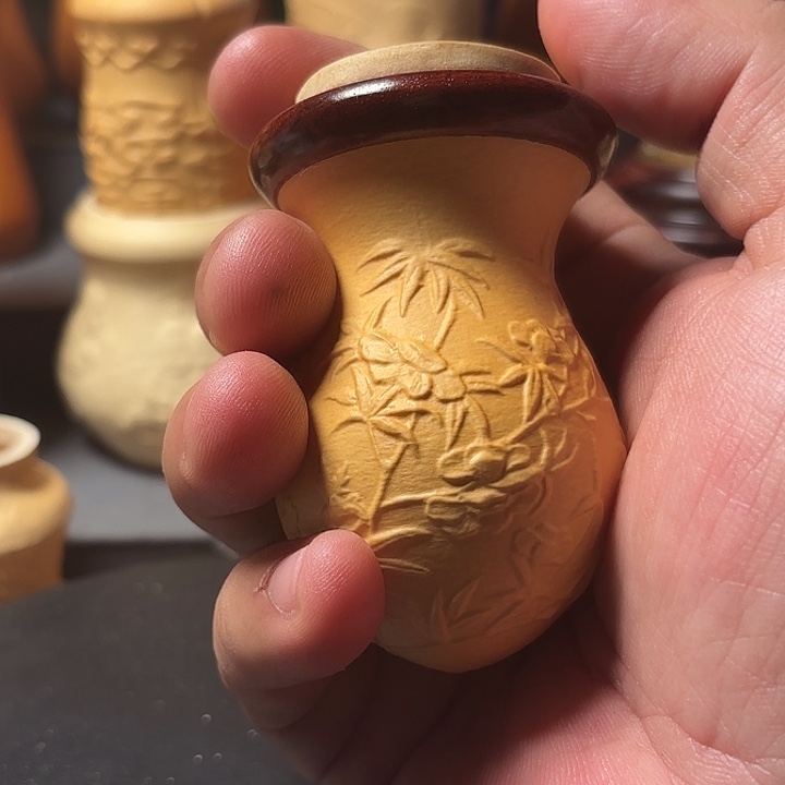 隐隐约约的感觉让人觉得好