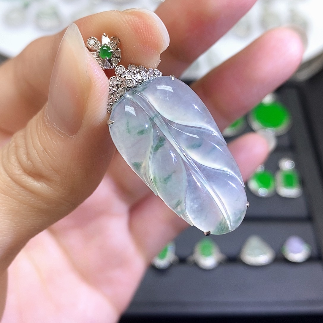 翡翠18K金镶嵌吊坠(不含链)