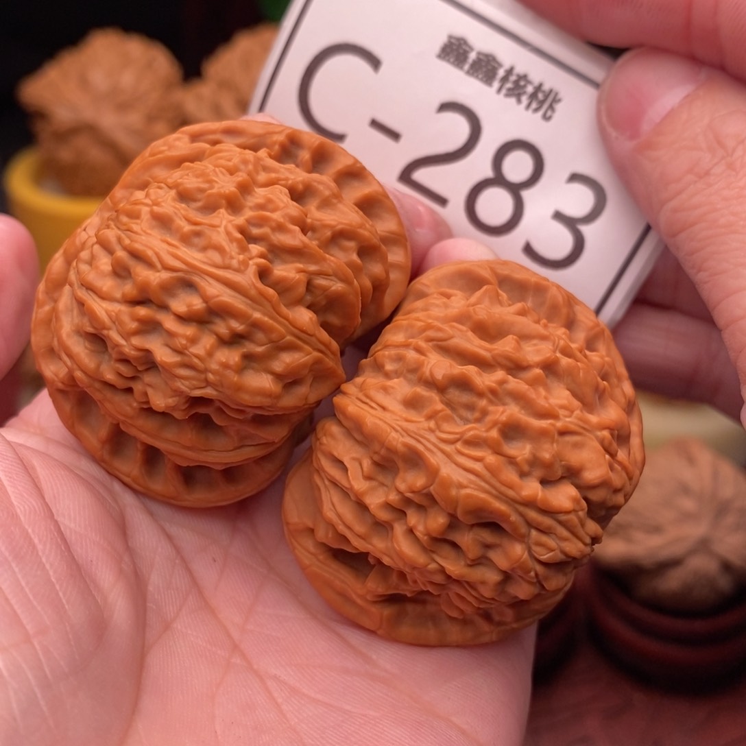 文玩核桃把件闷白45