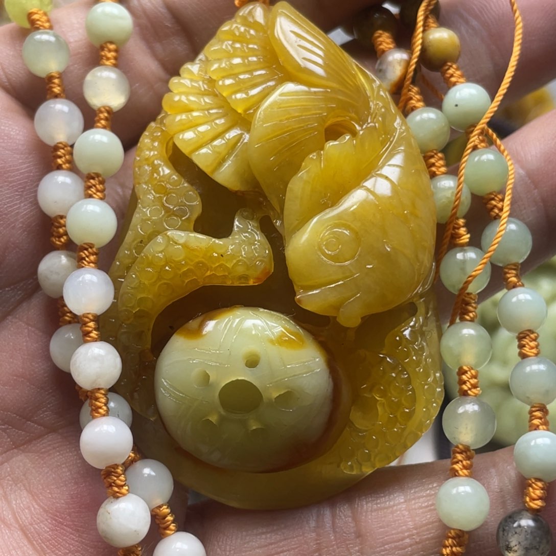 岫玉颈饰未镶嵌吊坠