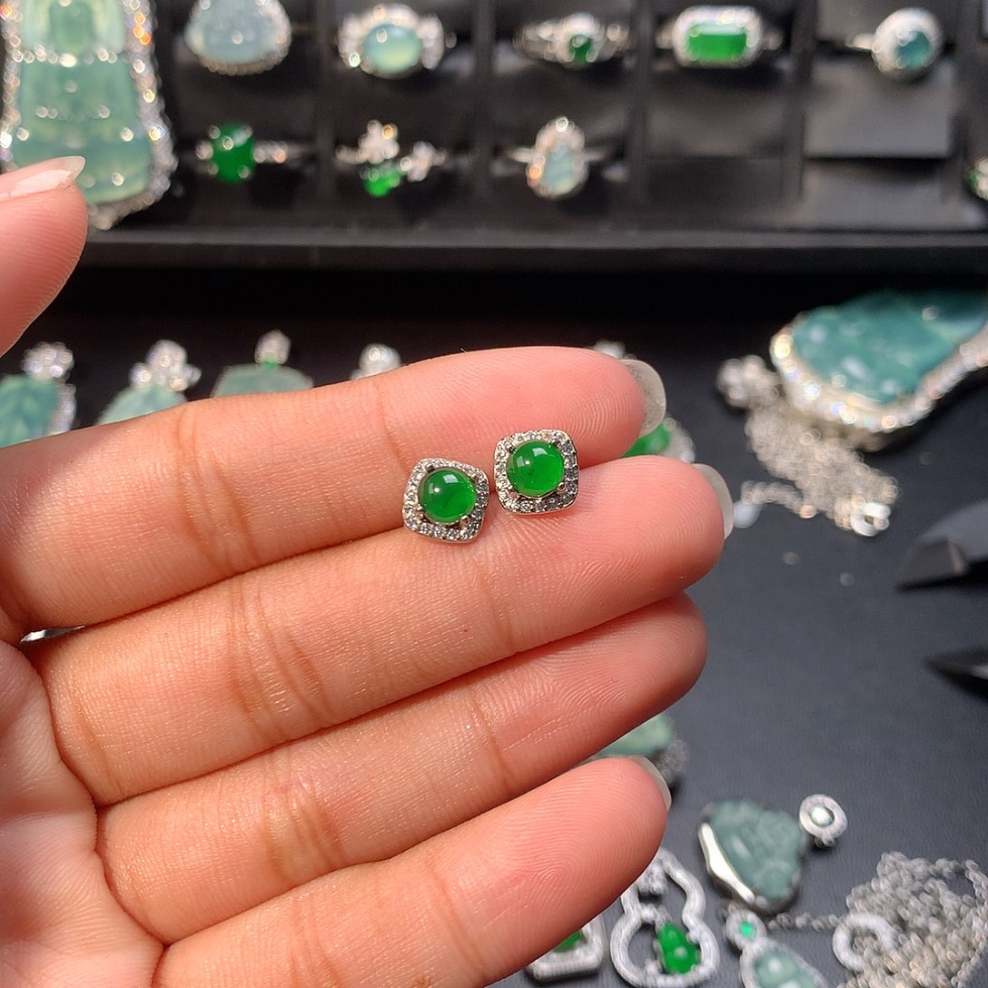 翡翠未镶嵌耳饰耳钉