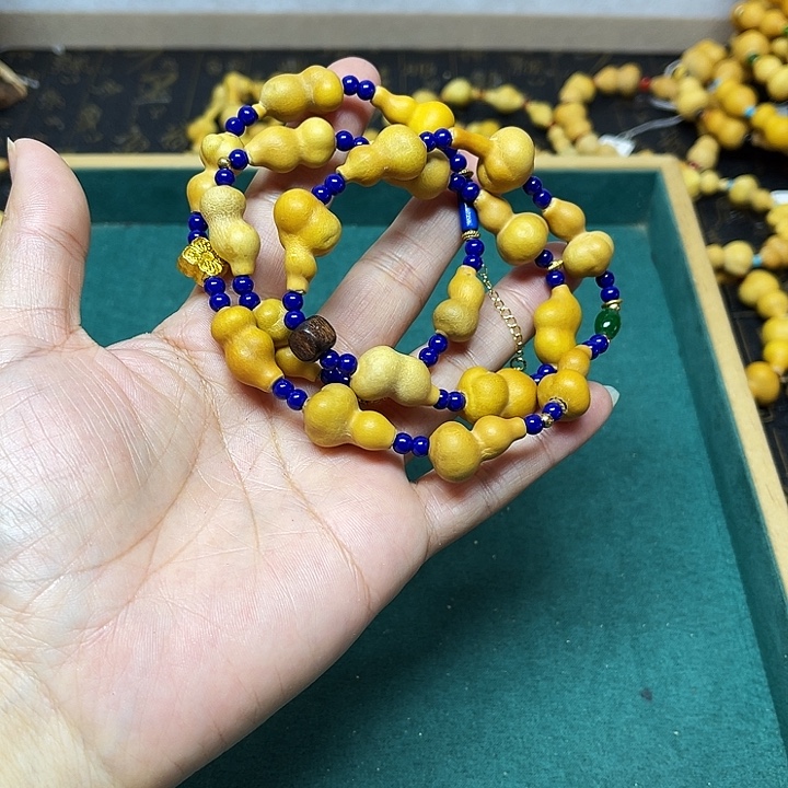 大叶紫檀（黑酸枝木类）