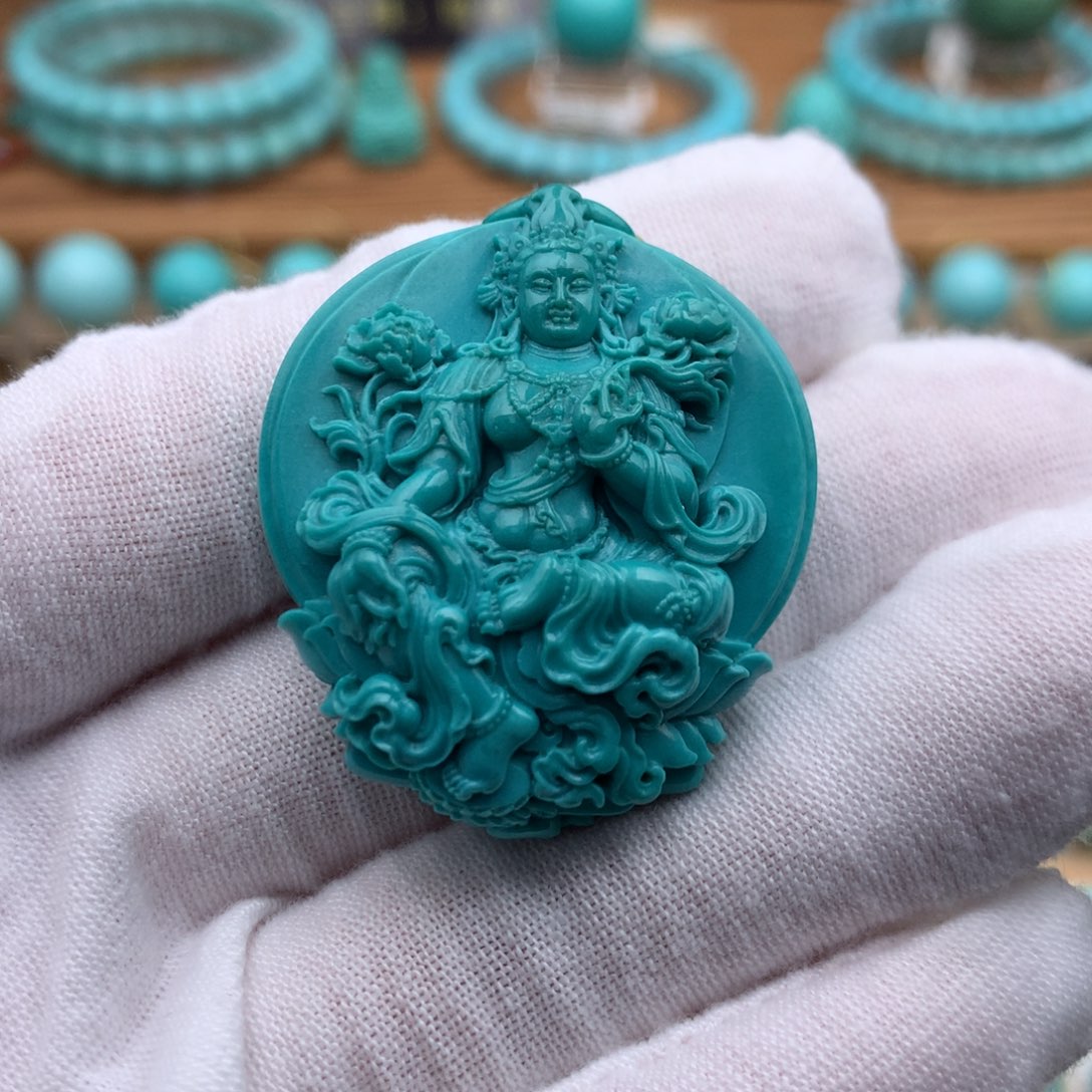 绿松石未镶嵌珠宝奇石