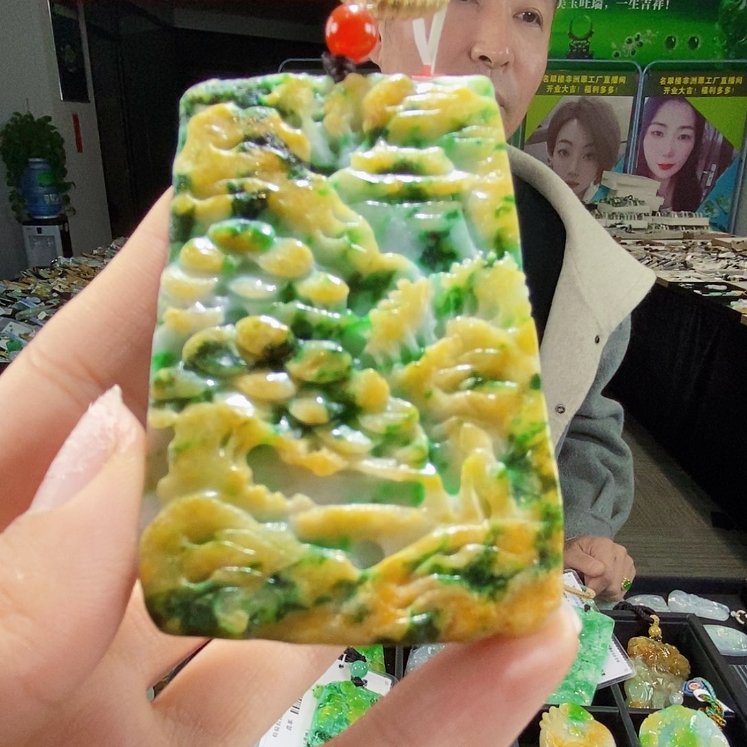 颈饰未镶嵌翡翠翡翠