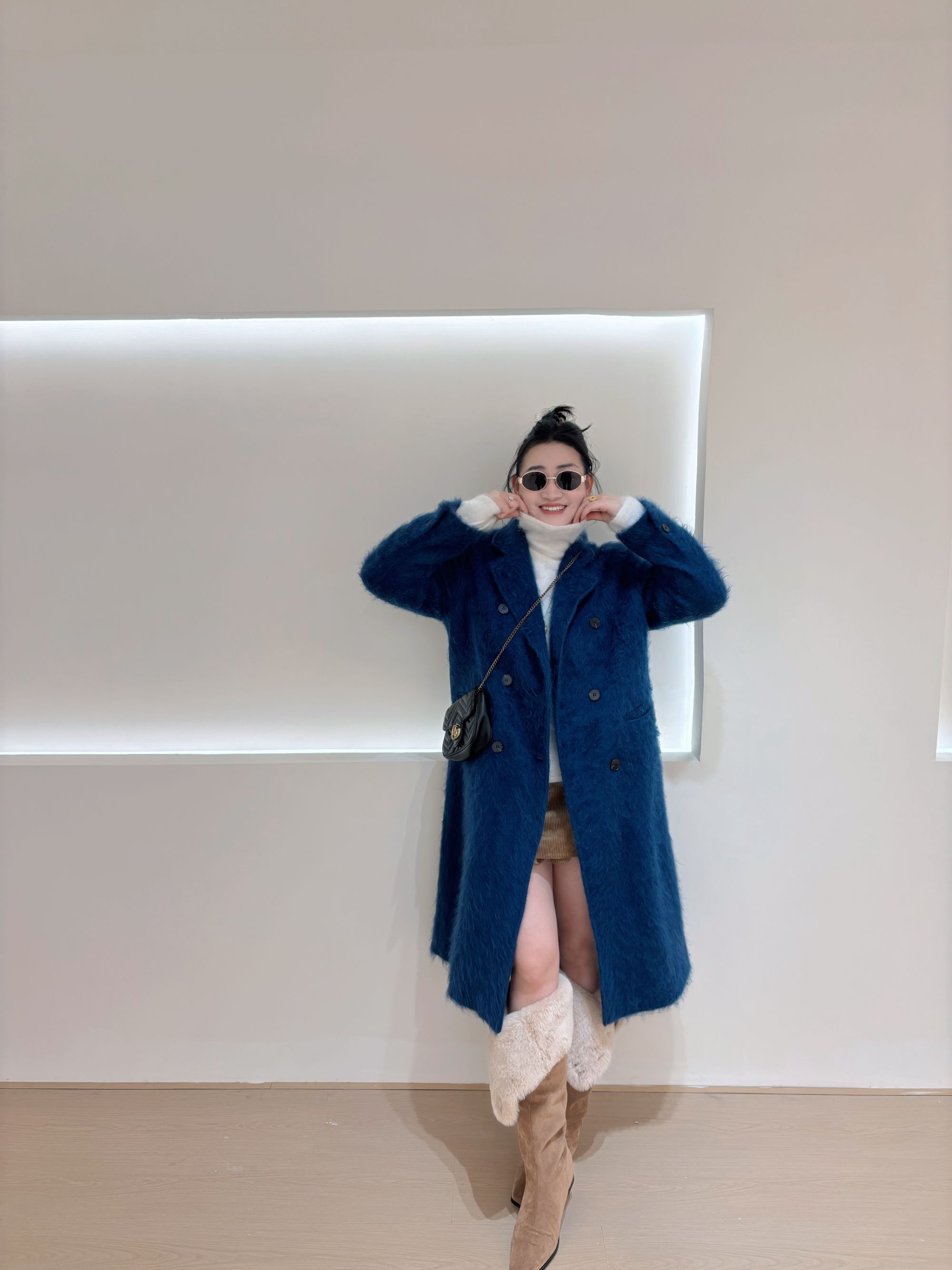 5201-1【臻炫女装】初见·悸动~穿搭冬季新款韩系拉毛高级大衣外套