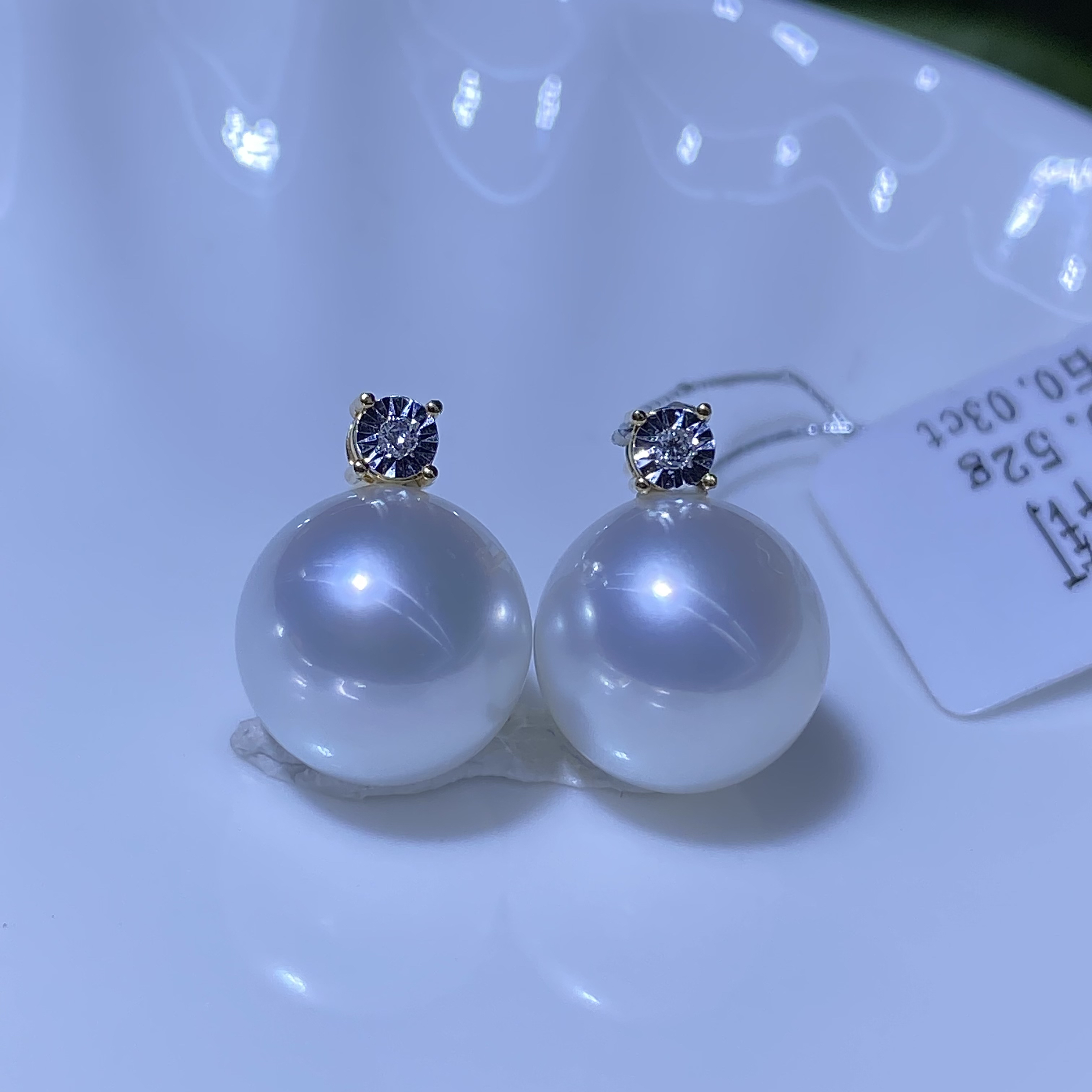 海水澳白珍珠耳钉时尚简约百搭款，无瑕与极细瑕